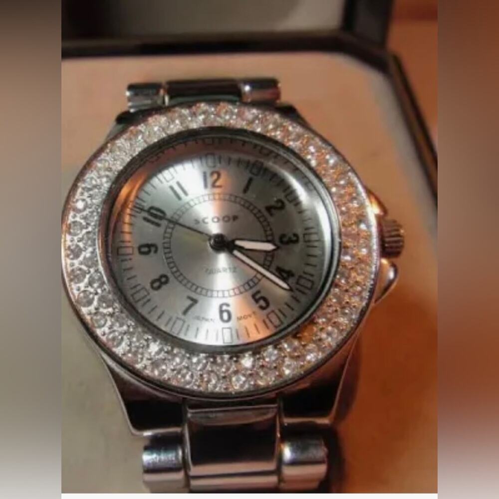 "Scoop NYC” Watch, Stainless, Large Crystal Dial  looks so lux